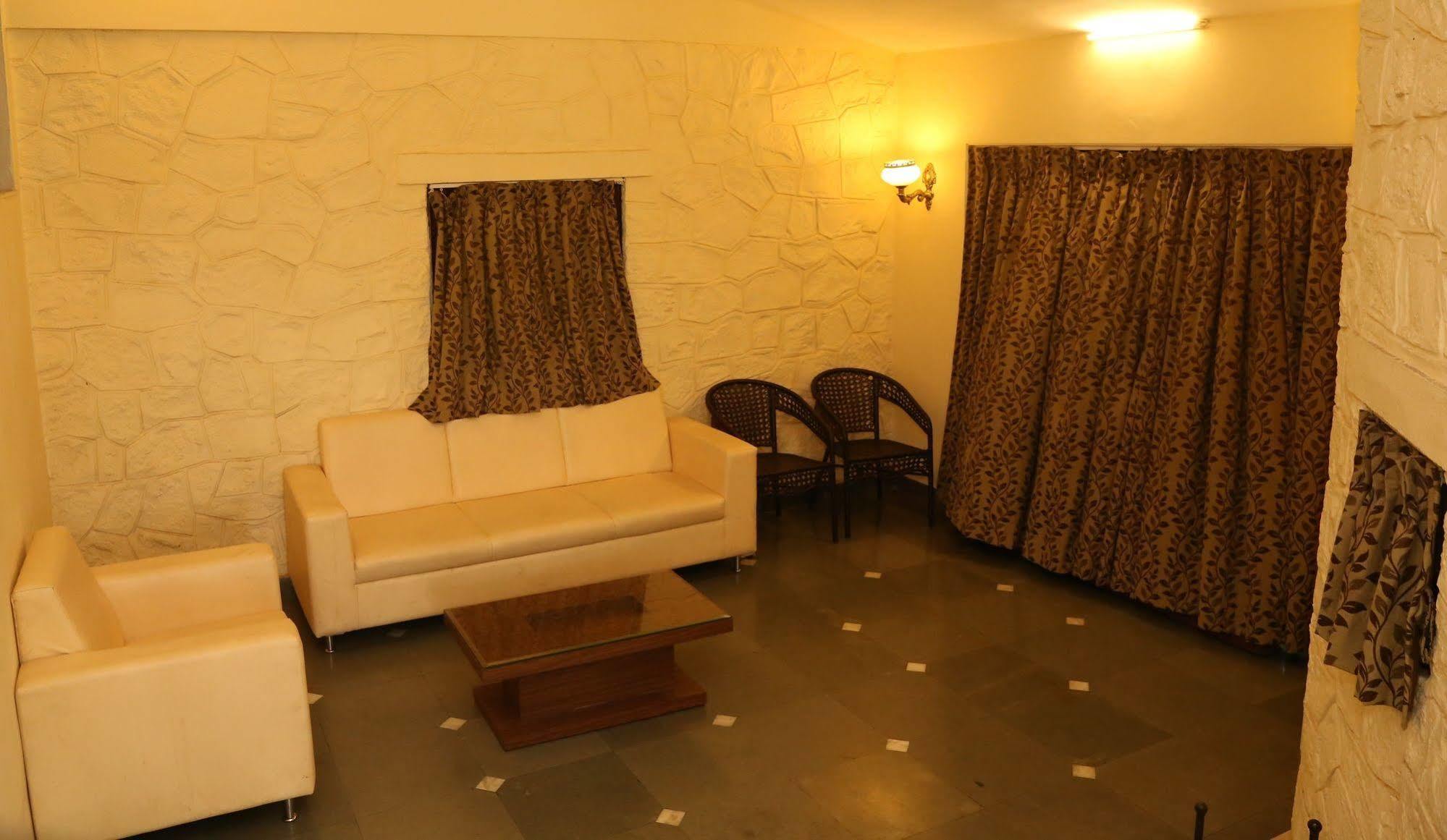 Panoramic Resort Panvel Karnāla Exterior foto