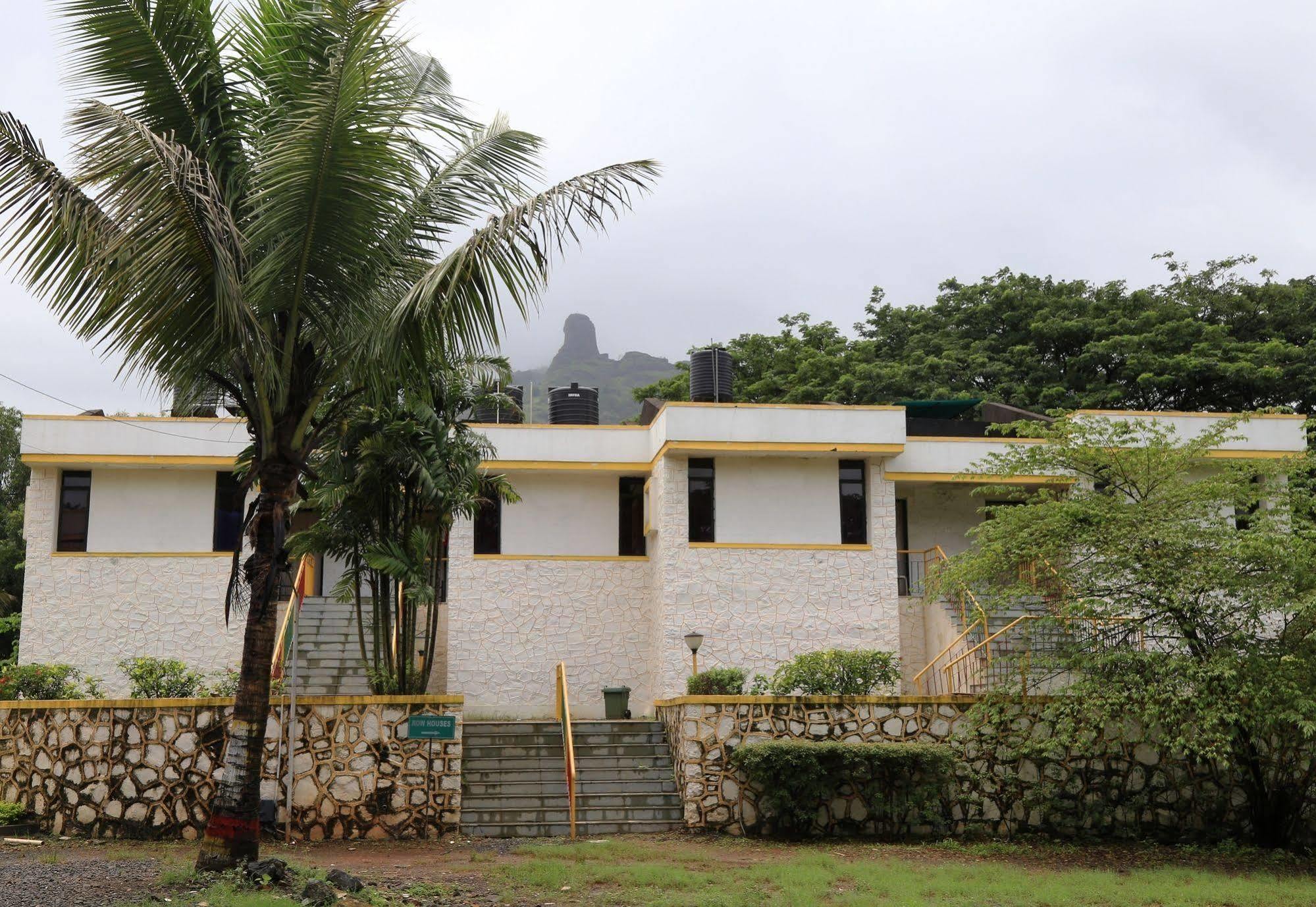 Panoramic Resort Panvel Karnāla Exterior foto